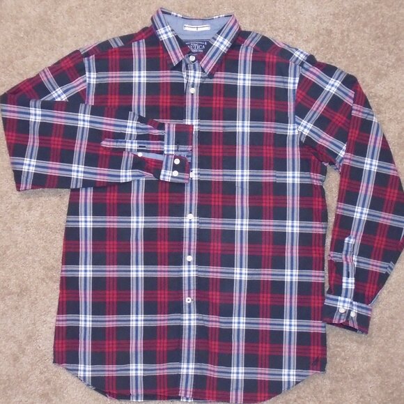 Retro Vintage Nautica Red Plaid Button Down Flannel Shirt Collared - Picture 3 of 9